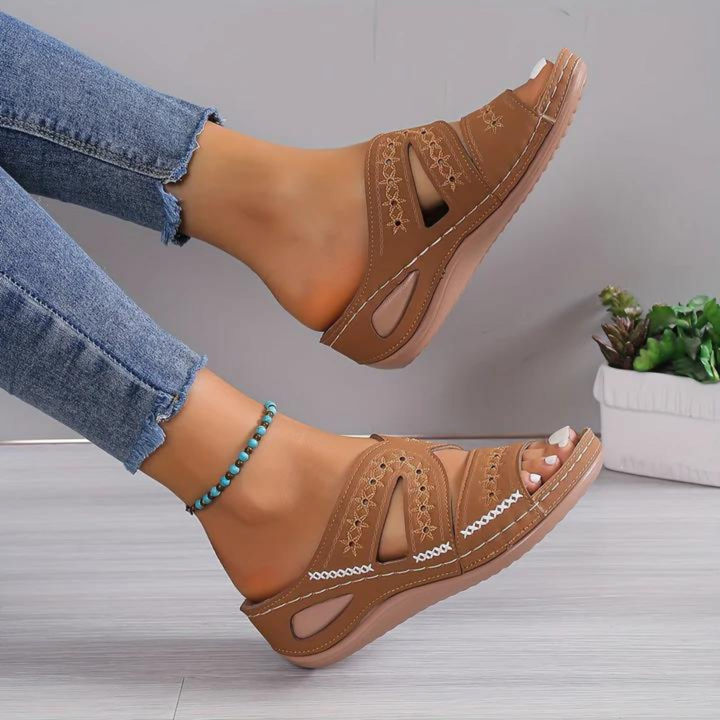 Emma | Slip-On Sandals