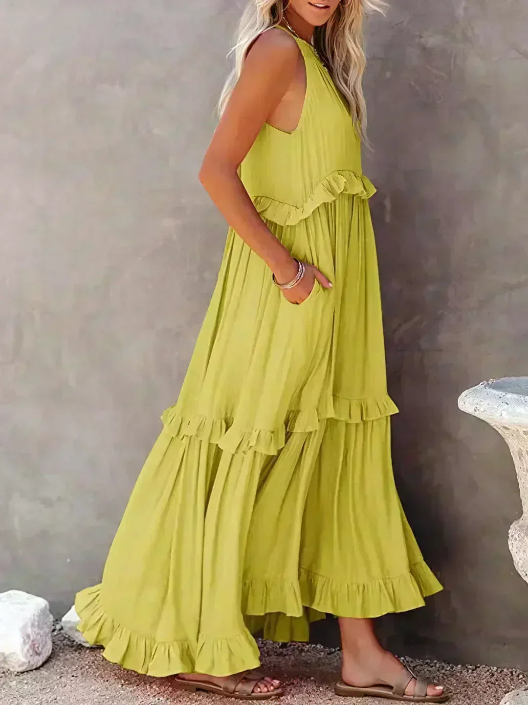 Lou | Elegant Sleeveless Dress with Ruffles