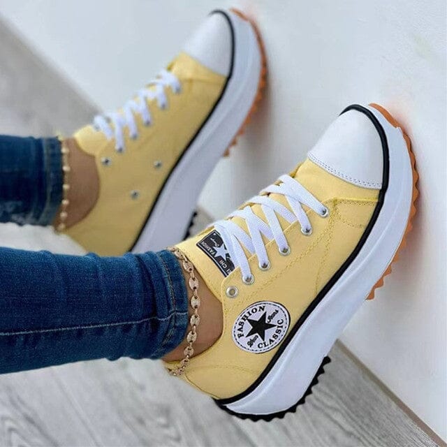 Lily | Classic Lace-Up Sneakers