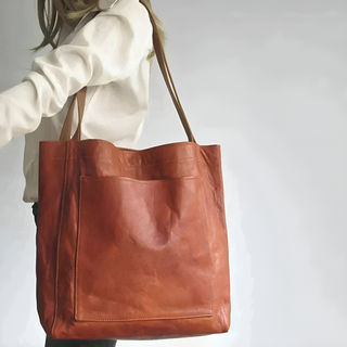 Lorena | Modern, Chic, and Stylish Leather Bag