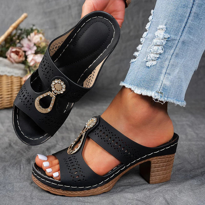 Abby | Charm-Detail Sandals