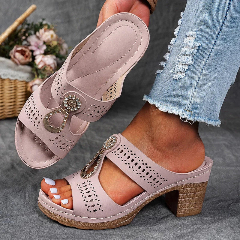 Abby | Charm-Detail Sandals