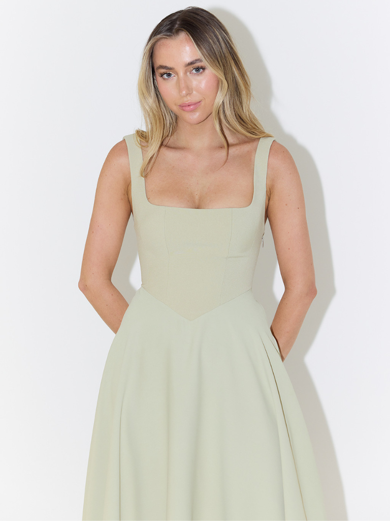 MELISA | Elegant Midi Dress with Feminine Silhouette