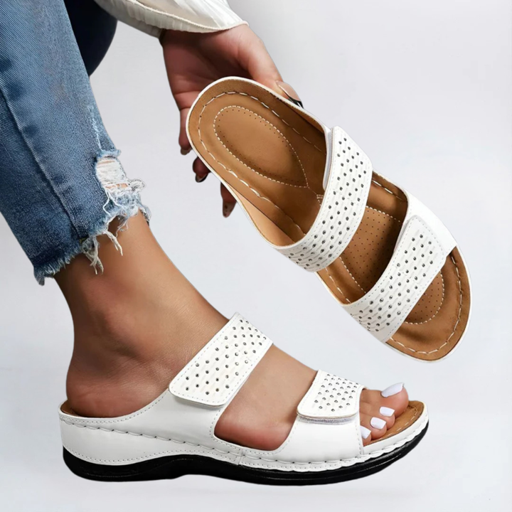 Lynn | Perforated Sandals