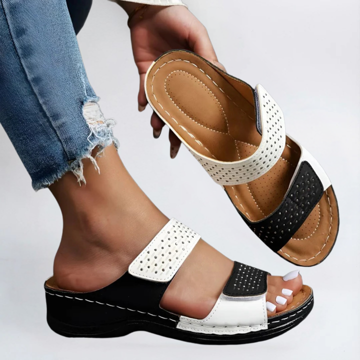 Lynn | Perforated Sandals