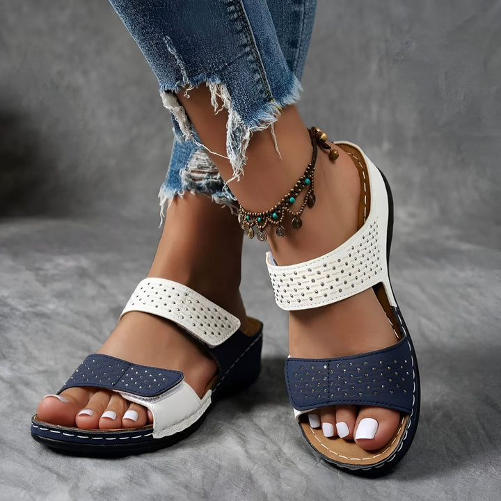 Lynn | Perforated Sandals