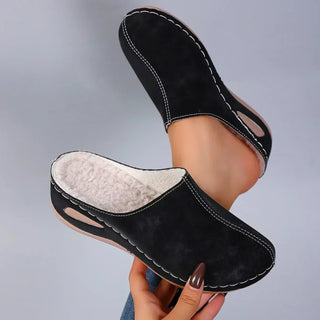 Mare | Closed-Toe Slippers