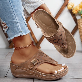 Wendy | Rhinestone Sandals