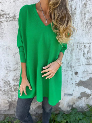 Kira | Oversized Sweater with Relaxed V-Neck