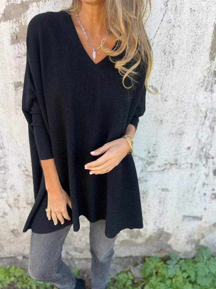 Kira | Oversized Sweater with Relaxed V-Neck