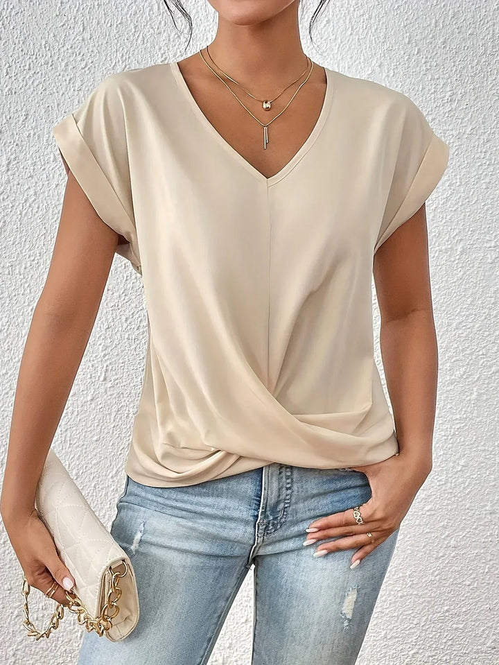Nilay | Chic Short-Sleeve V-Neck T-Shirt